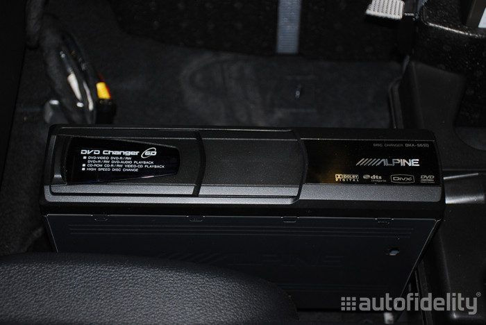 Alpine 7 Inch Integrated Dual Headrest Screen Rear Seat Entertainment System for Audi Q7 4M - Image 2